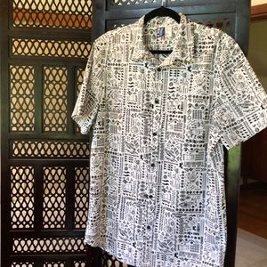 Divided (H&M) black and white print Hawaiian Shirt